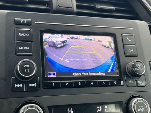 Used 2021 Honda Civic LX image 19