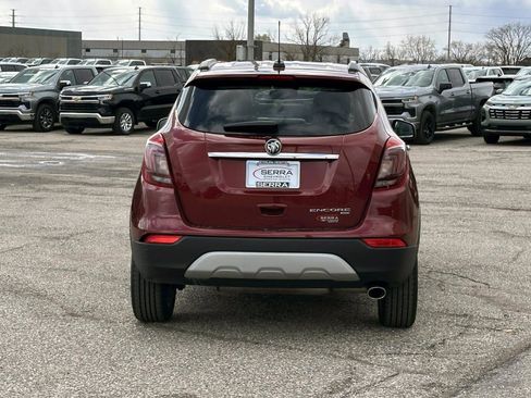 Certified 2022 Buick Encore Preferred image 4