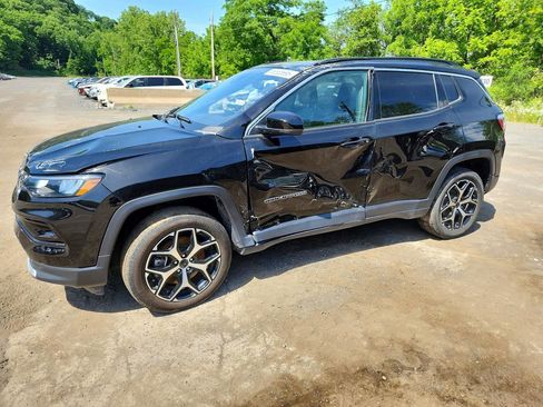 Used 2025 Jeep Compass Limited w/ Sun & Sound Group AWD/4WD image 2