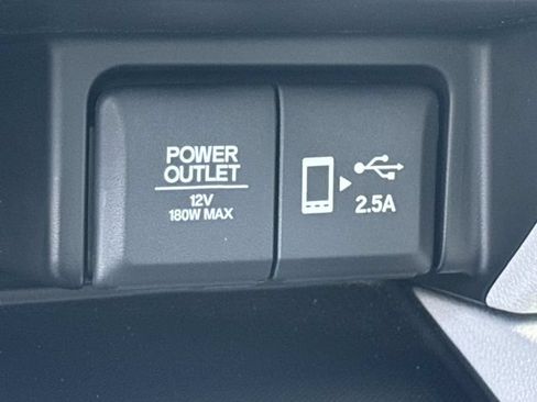 Used 2021 Honda Pilot Touring image 35