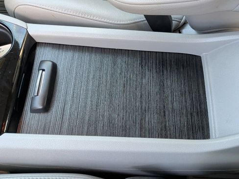 Used 2022 Honda Pilot Touring image 35