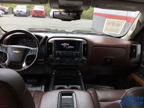 Used 2016 Chevrolet Silverado 3500 High Country w/ Duramax Plus Package image 32
