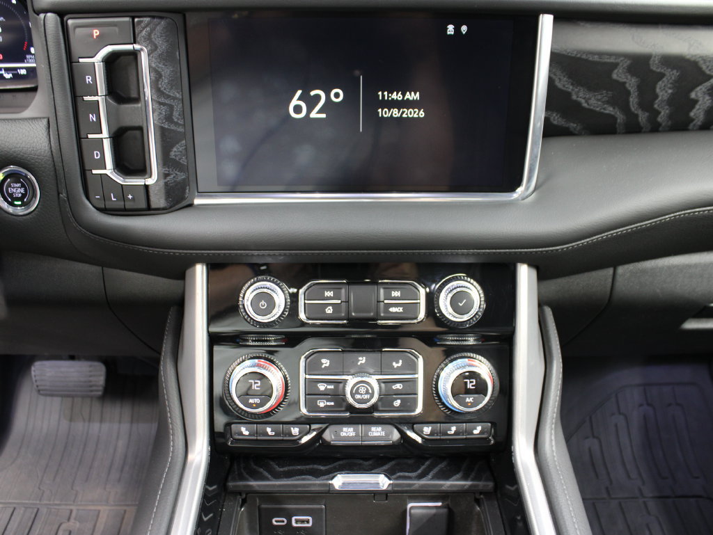 Used 2023 GMC Yukon XL Denali w/ Advanced Technology Package AWD/4WD image 22