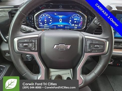 Used 2024 Chevrolet Silverado 1500 LT Trail Boss AWD/4WD image 2