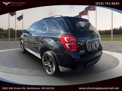 Used 2017 Chevrolet Equinox LT w/ Midnight Edition image 3