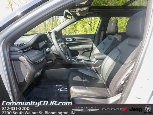 New 2025 Jeep Compass Limited w/ High Altitude Package image 8