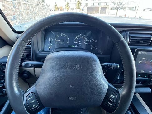 Used 2000 Jeep Cherokee Sport image 12
