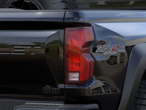 New 2026 Chevrolet Colorado ZR2 w/ ZR2 Bison Edition AWD/4WD image 11