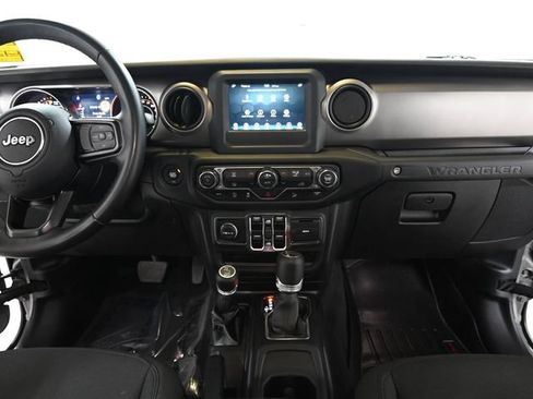 Used 2019 Jeep Wrangler Unlimited Sport S AWD/4WD image 2