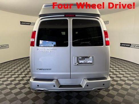 New 2024 Chevrolet Express 2500 Extended image 5