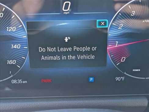 New 2025 Mercedes-Benz GLA 250 image 10