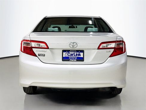 Used 2012 Toyota Camry LE image 7