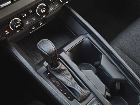 Used 2025 Honda Accord SE image 19