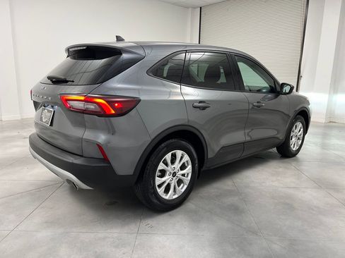 Used 2025 Ford Escape Active image 7
