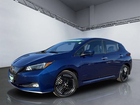 Used 2024 Nissan Leaf SV Plus image 27