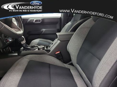 New 2025 Ford Bronco Big Bend image 16