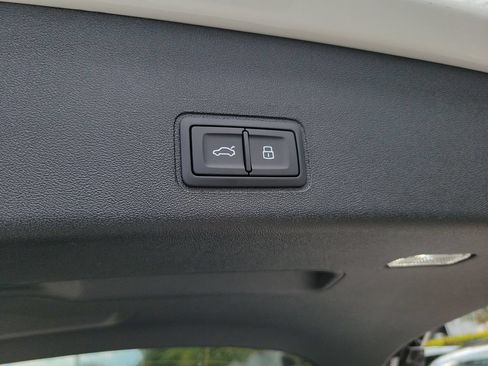 New 2026 Audi Q3 quattro 2.0T AWD/4WD image 31