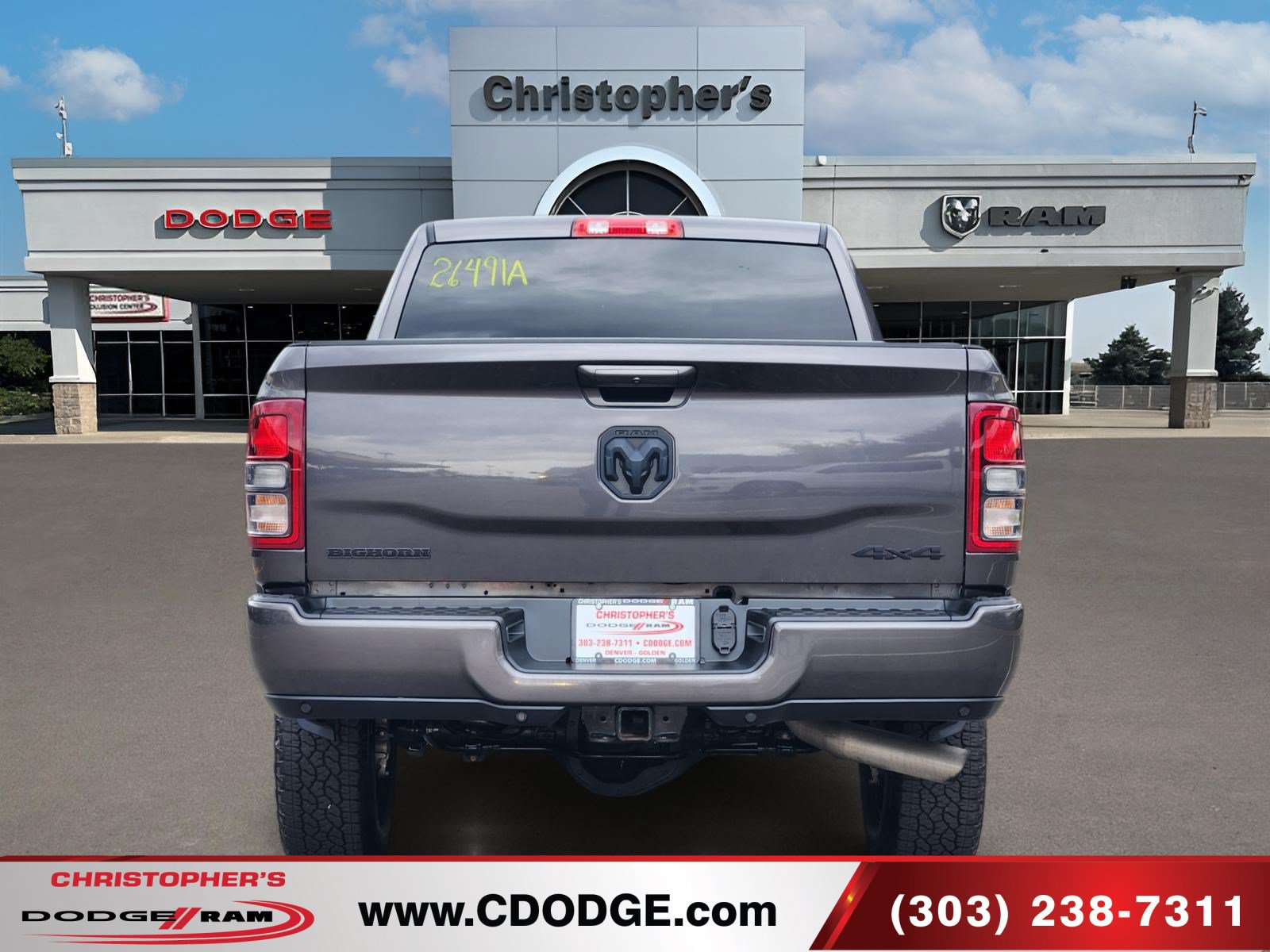 Used 2021 RAM 2500 Big Horn w/ Night Edition AWD/4WD image 4