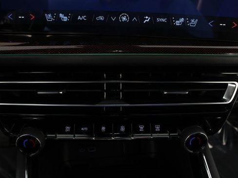 New 2026 Chevrolet Traverse RS image 8