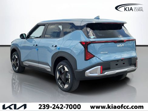 New 2027 Kia Seltos S AWD/4WD image 4