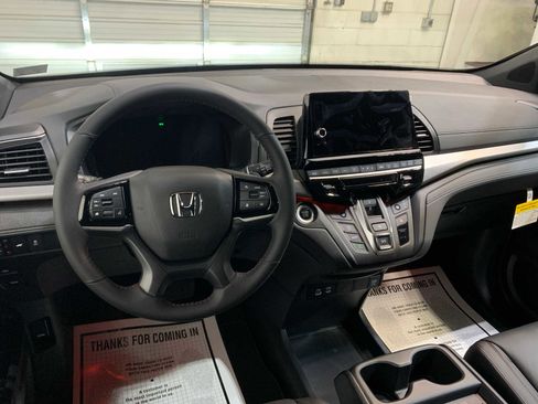 New 2026 Honda Odyssey Sport-L image 4