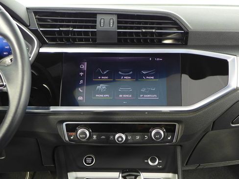 Used 2021 Audi Q3 2.0T Premium Plus w/ Premium Plus Package image 26