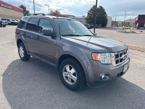 Used 2012 Ford Escape XLT AWD/4WD image 3