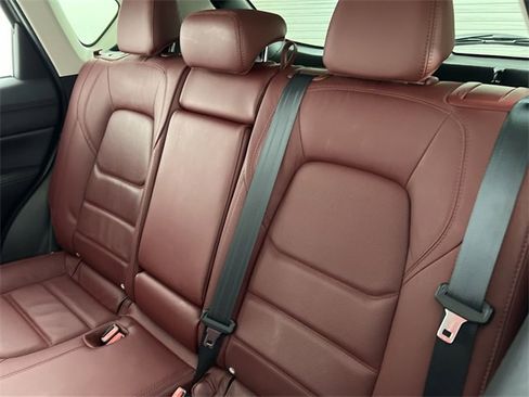 Used 2024 MAZDA CX-5 Carbon Edition image 23