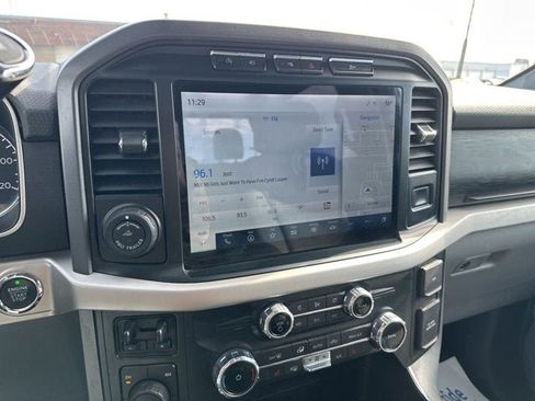 Certified 2022 Ford F150 XLT w/ Equipment Group 302A High image 18