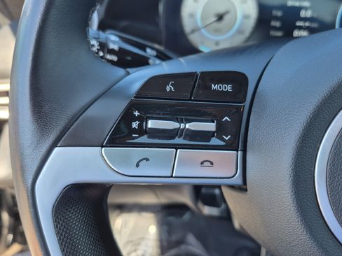 Certified 2023 Hyundai Elantra Limited FWD image 29