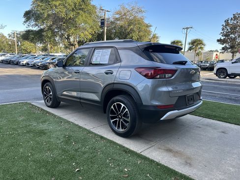 Used 2024 Chevrolet TrailBlazer LT w/ Convenience Package image 5