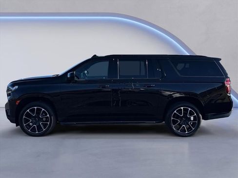 Used 2021 Chevrolet Suburban RST w/ Rear Media and Nav Package image 2