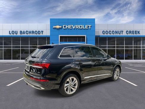 Used 2021 Audi Q7 3.0T Premium Plus w/ Premium Plus Package AWD/4WD image 8