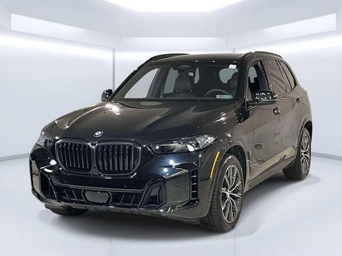 Used 2026 BMW X5 xDrive40i w/ M Sport Package AWD/4WD image 1