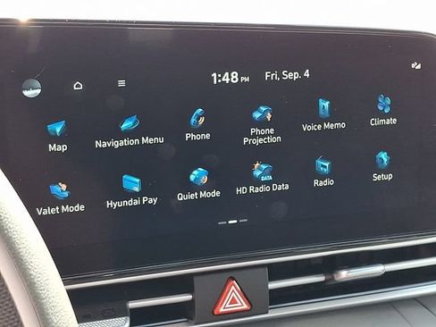 Used 2024 Hyundai Elantra SEL FWD image 16