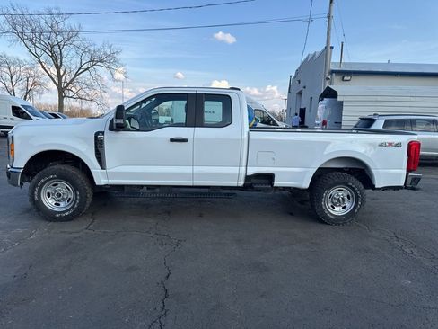 Certified 2023 Ford F350 XL w/ Snow Plow Prep Package image 6