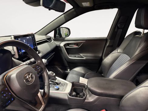 Used 2019 Toyota RAV4 XSE image 10