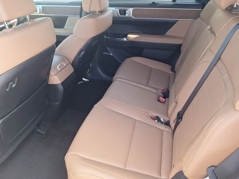 New 2025 Hyundai Santa Fe Limited AWD/4WD image 13