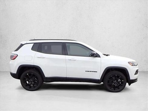 New 2026 Jeep Compass Latitude AWD/4WD image 5