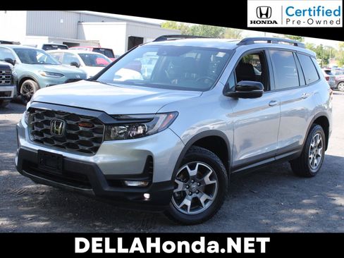 Certified 2023 Honda Passport TrailSport image 1