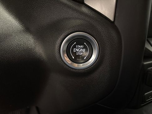 Used 2020 Chevrolet Silverado 1500 RST image 27