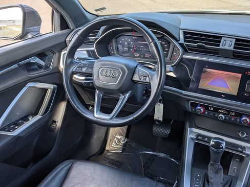 Used 2020 Audi Q3 2.0T Premium image 14