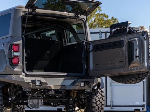 New 2025 Ford Bronco Raptor image 40