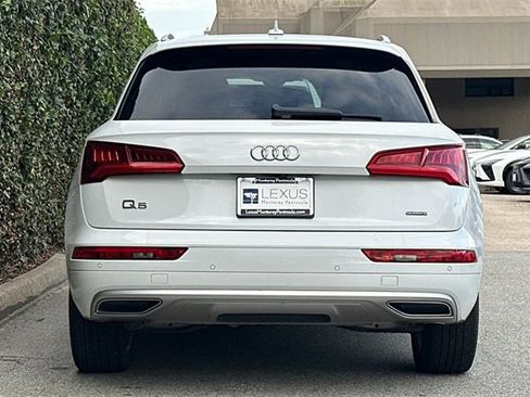 Used 2020 Audi Q5 2.0T Premium w/ Convenience Package image 5