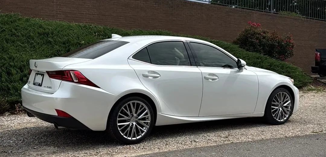 Used 2015 Lexus IS 250 AWD w/ Navigation System Package image 6