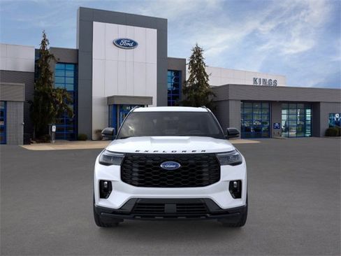 New 2026 Ford Explorer ST-Line w/ ST-Line Street Pack image 6