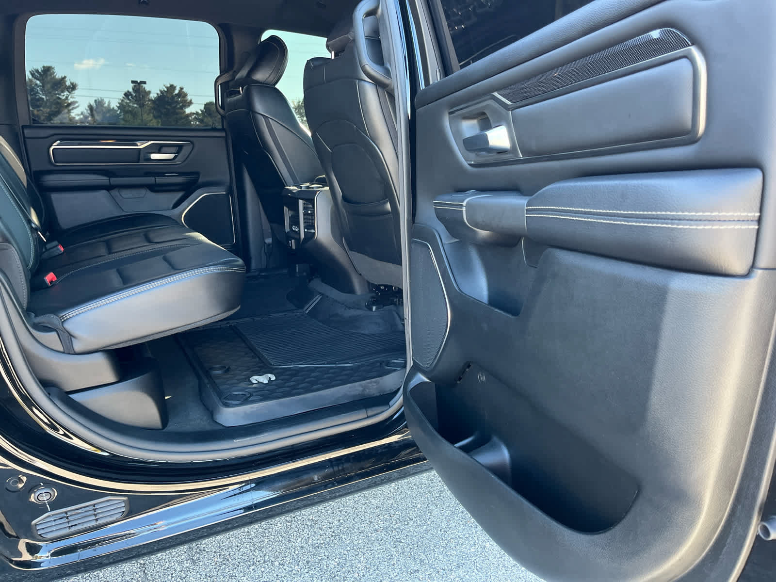 Used 2020 RAM 1500 Rebel w/ Rebel Level 2 Equipment Group AWD/4WD image 29