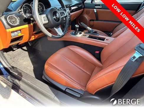 Used 2007 MAZDA MX-5 Miata Grand Touring w/ Premium Pkg image 16