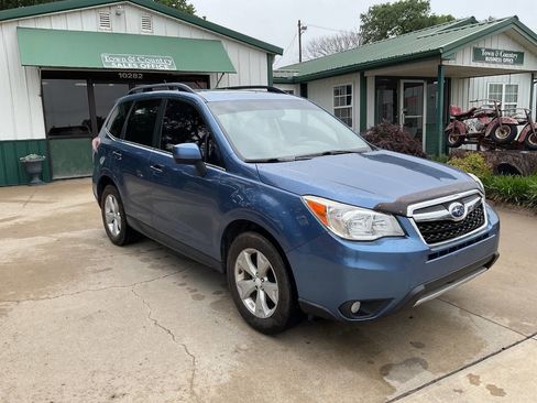 Used 2015 Subaru Forester 2.5i Limited AWD/4WD image 3