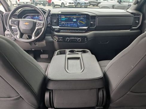 Used 2022 Chevrolet Silverado 1500 LT w/ All Star Edition Plus image 4